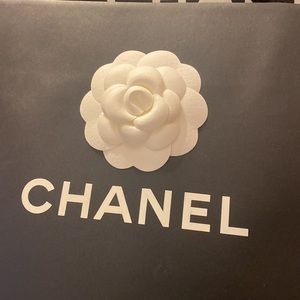 Chanel shopping bag medium size with Camelia, ribbon